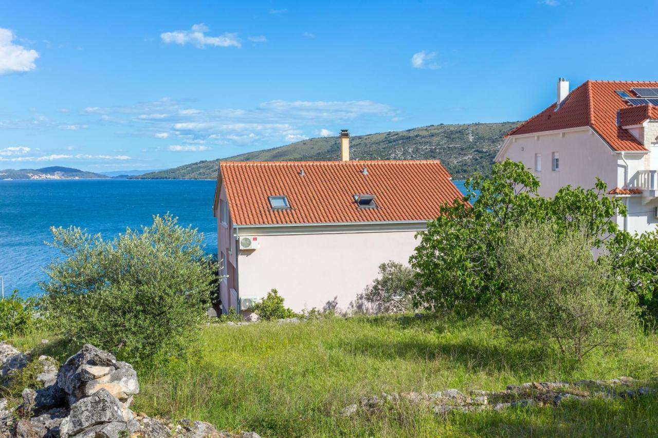 Apartments By The Sea Poljica, Trogir - 19316 Marina Esterno foto